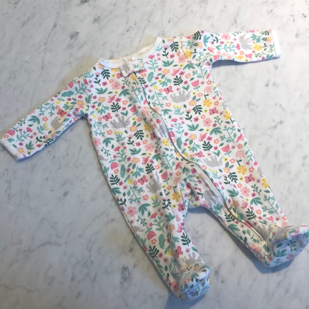 🐘 🌸Carter’s PJs 3 months🌸🐘